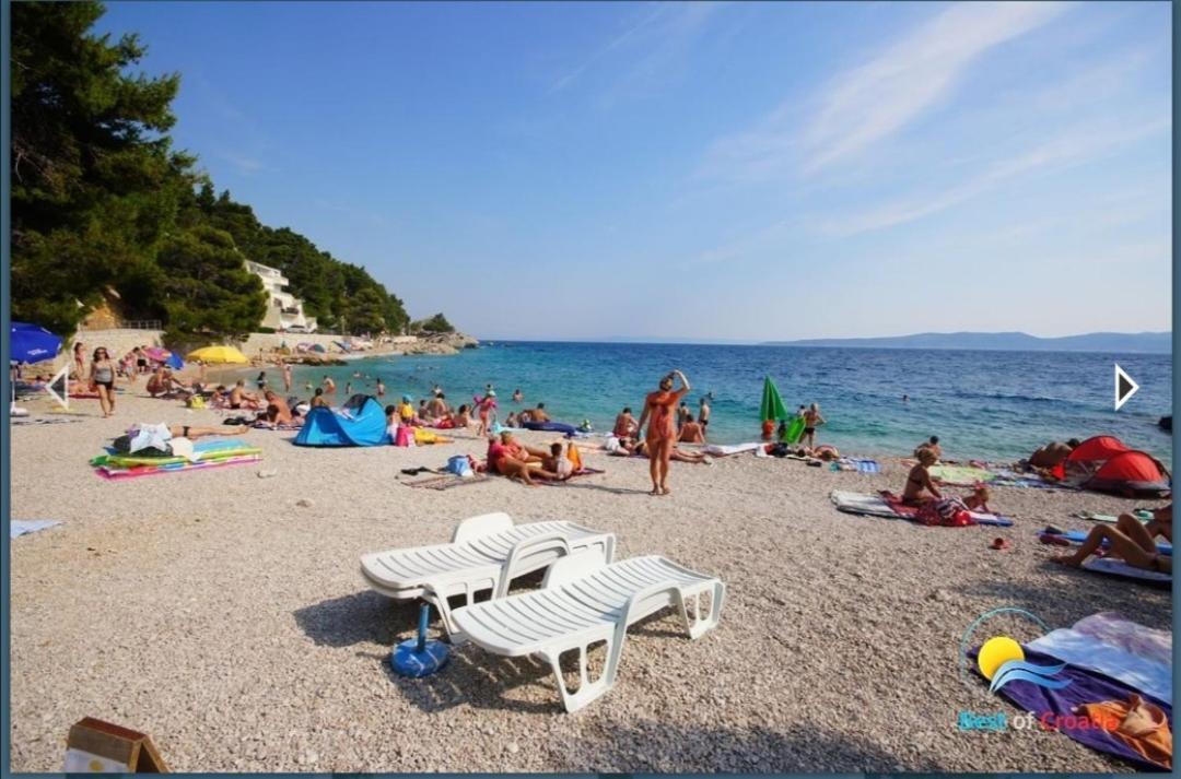 Apartmani Mares - 20 M From The Beach Brela Esterno foto
