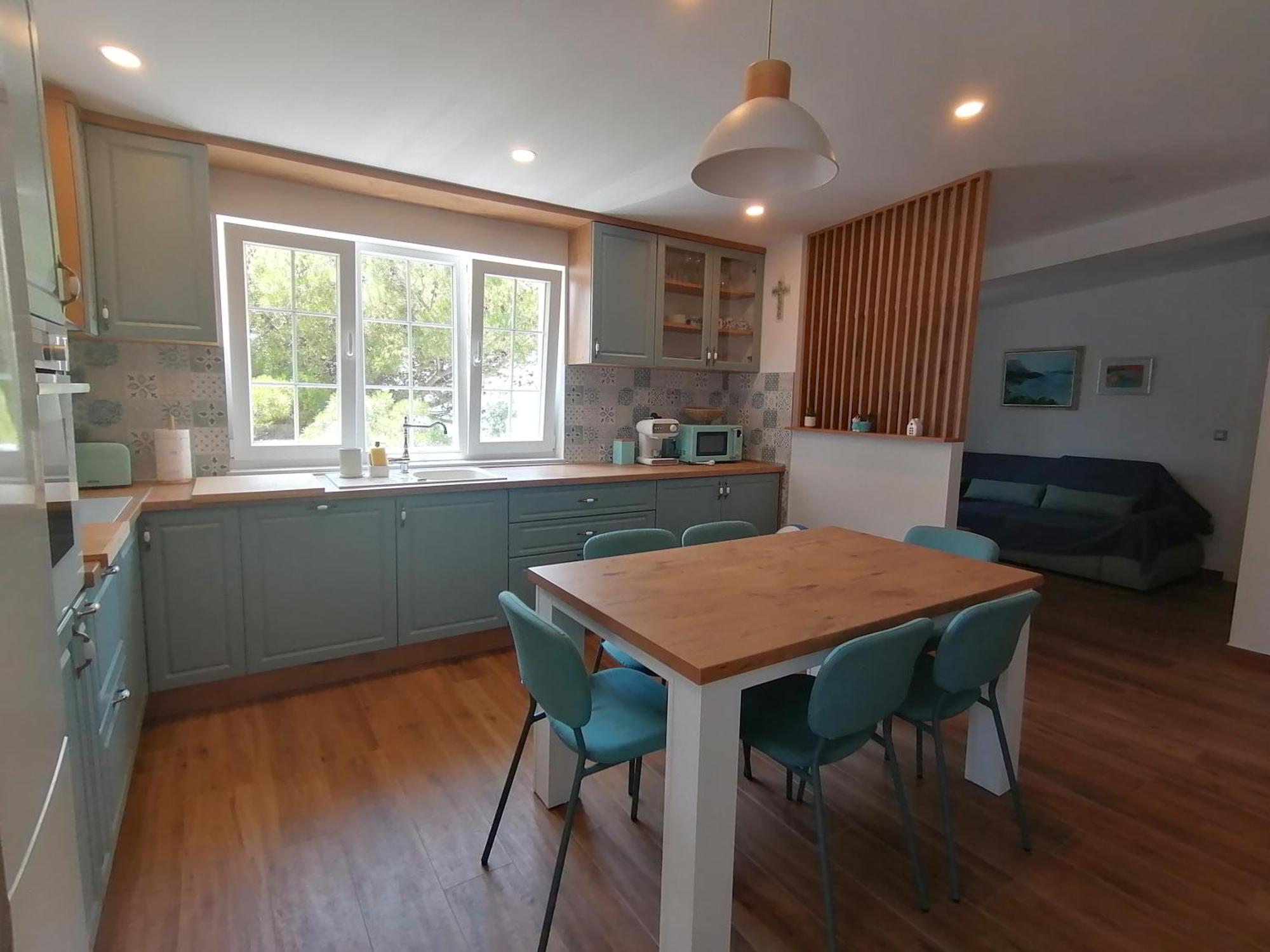 Apartmani Mares - 20 M From The Beach Brela Esterno foto