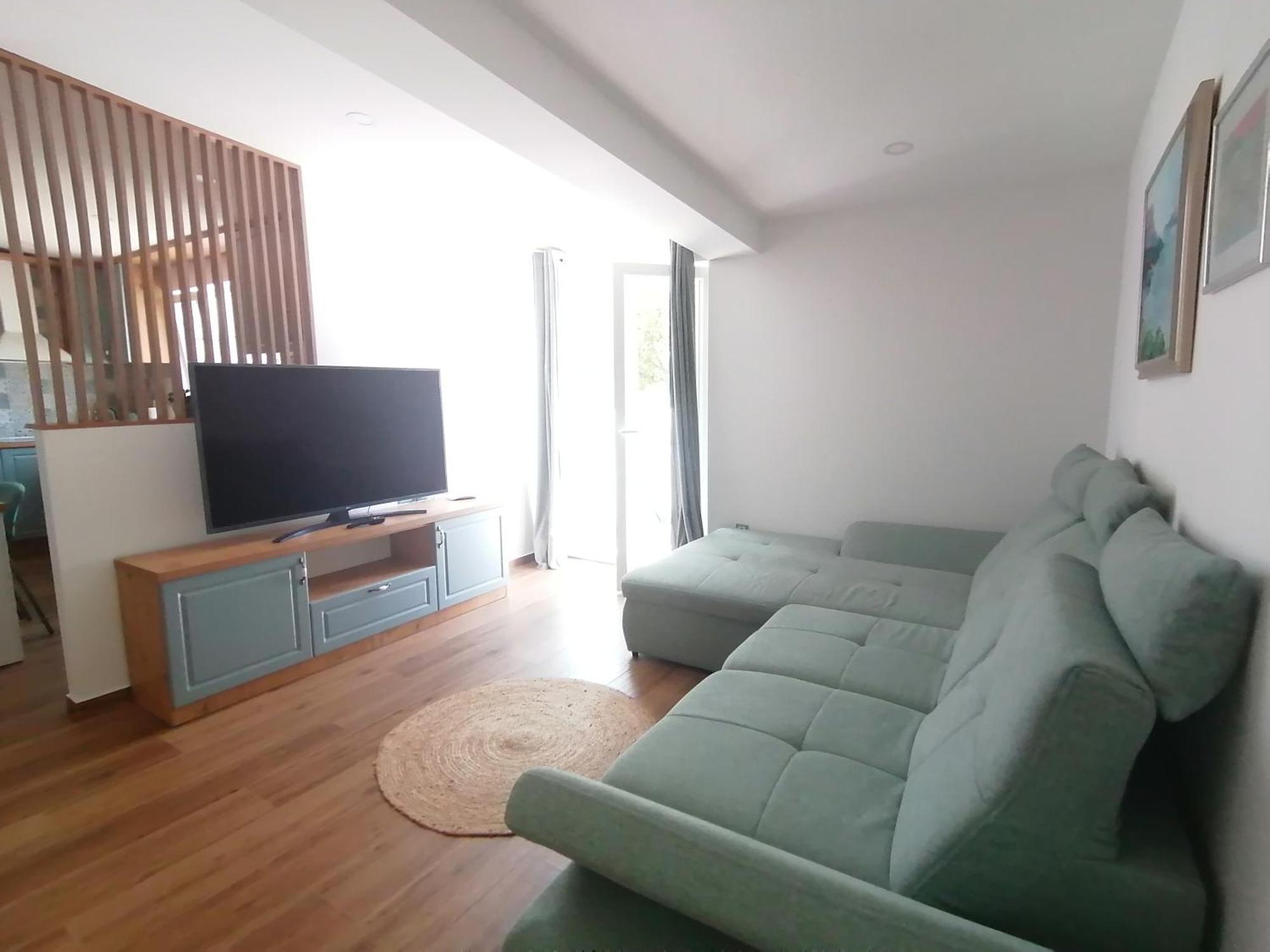 Apartmani Mares - 20 M From The Beach Brela Esterno foto